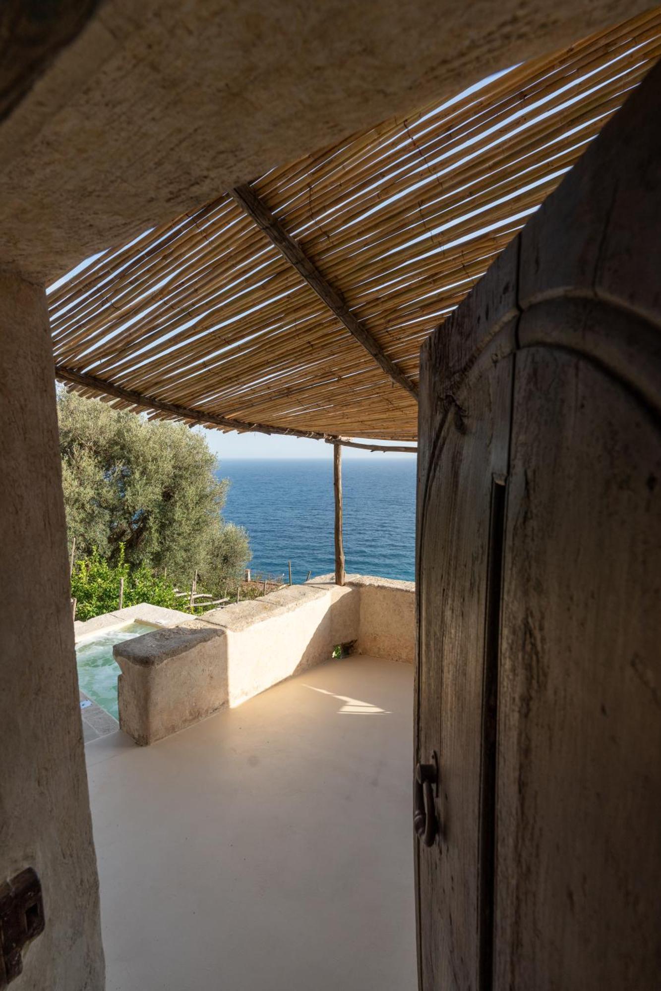 Alma Domus Ancient House Recently Opened